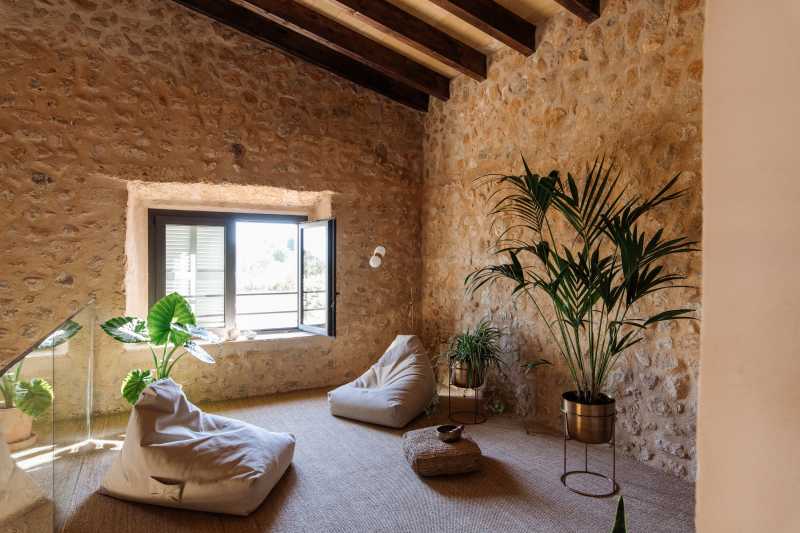 NEST RETREAT