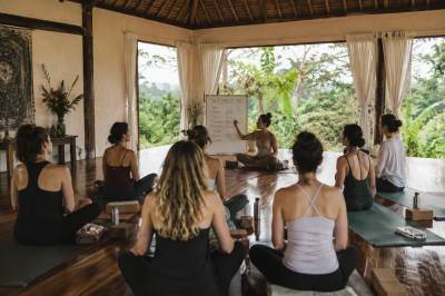 How to Choose the Perfect Venue for a Retreat, Wedding, Group Stay or Corporate Offsite