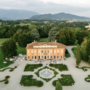 Châteaux & historic estates