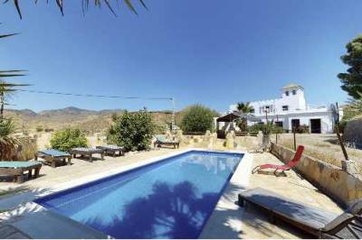 Casa Torreta Blanca, Partaloa