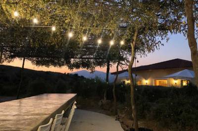 Bote Farms, Finiq