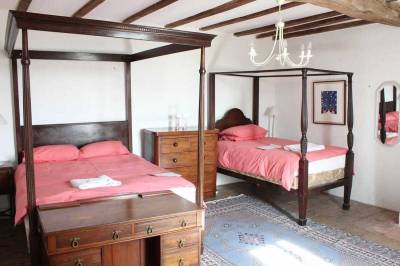 The French Retreat, Bordeaux Region, Yviers