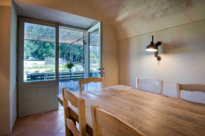 Monells Farmhouse, Monells
