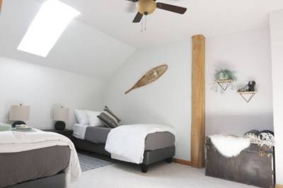 Prairies & Peaks Boutique Lodge, Twin Butte