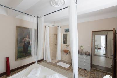 Ninne Caring Retreat in Provence, Goult