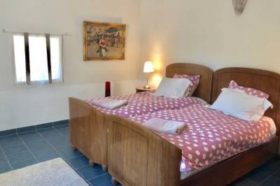 Ninne Caring Retreat in Provence, Goult
