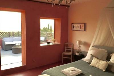 Ninne Caring Retreat in Provence, Goult