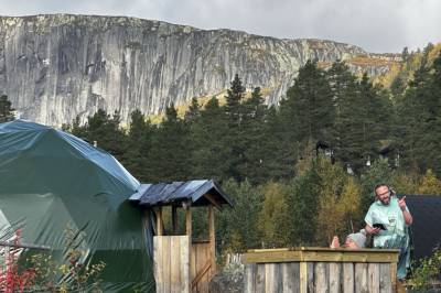 Brokkestøylen – Norwegian Wilderness Experience, Nomeland