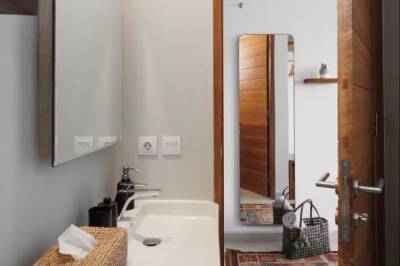 Luxury villa steps from bingin beach, Kecamatan Mengwi