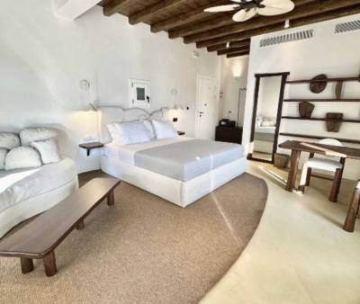 Petradi Studios and Villa in Amorgos, Naxos