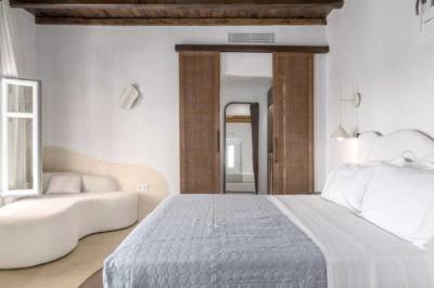 Petradi Studios and Villa in Amorgos, Naxos