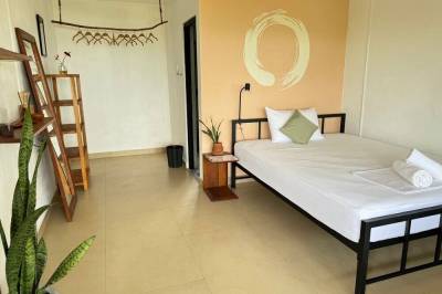 Green Peace Inn - Vegan Beachfront Retreat Venue, Weligama