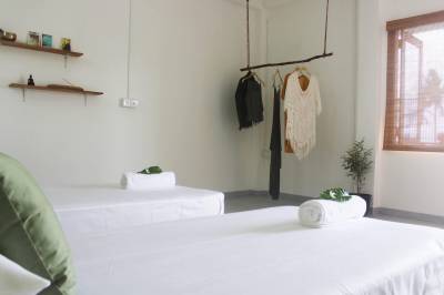 Green Peace Inn - Vegan Beachfront Retreat Venue, Weligama