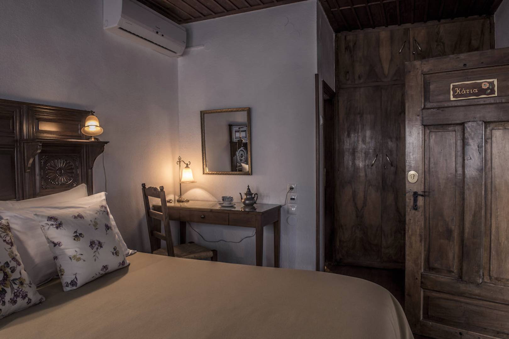 Ensuite bedroom, Archontiko Mytilineou Skretaion, Magnesia Prefecture