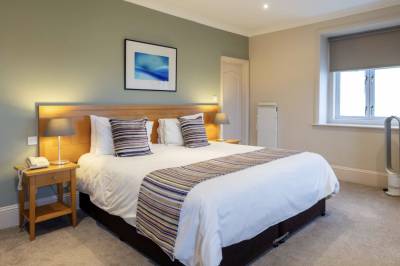 Classic King Room, Hotel de France, Jersey