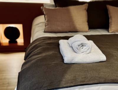 Oranga -Eco-luxury Retreat center - Prize winner, Pruniers-en-Sologne